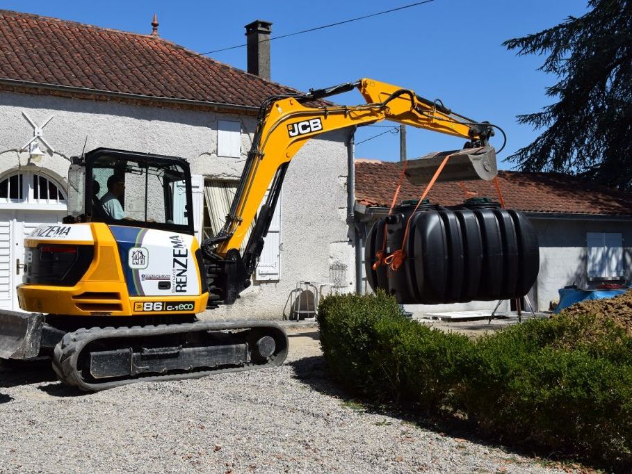 Pelle JCB 8T